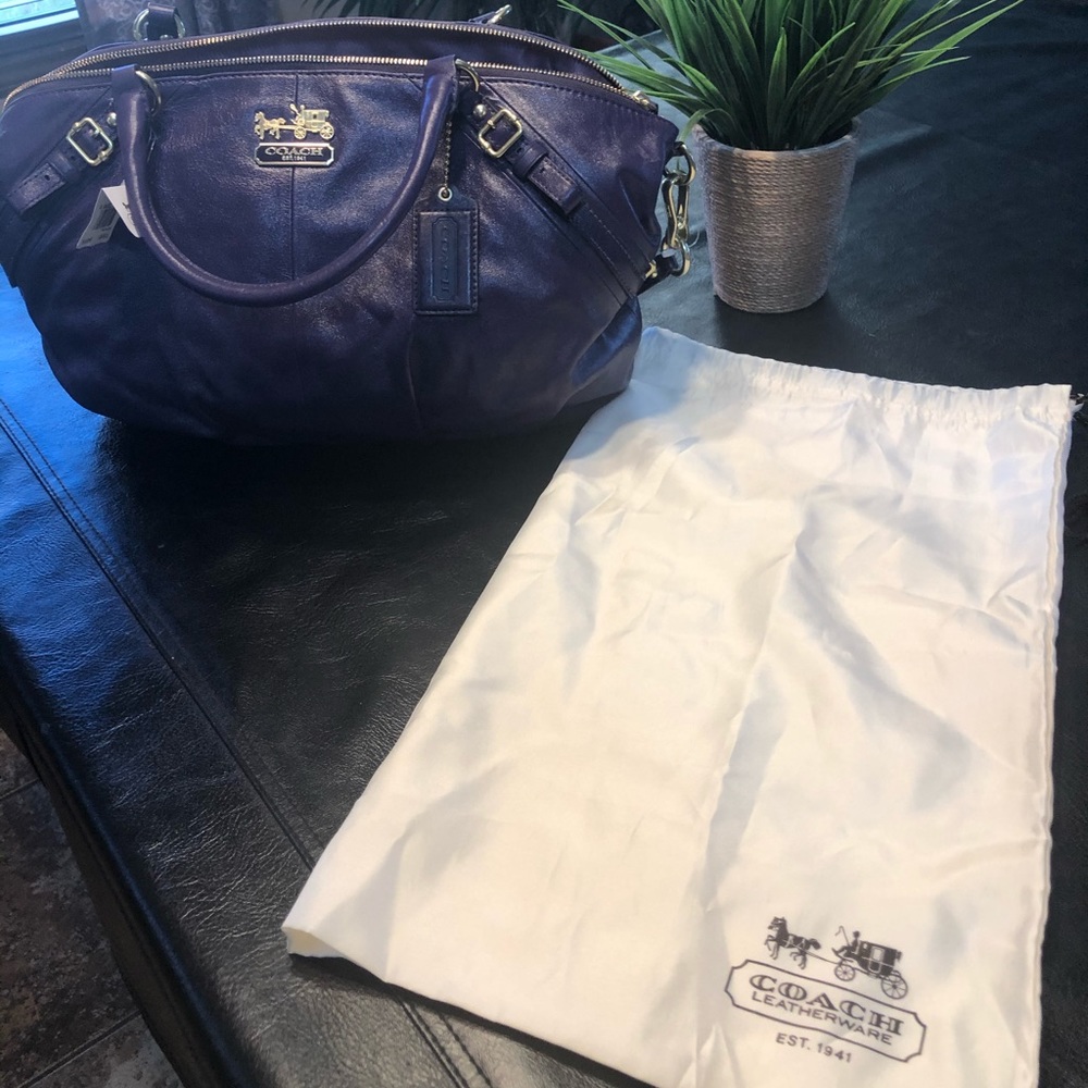 Authentic Coach - Picture 7 of 8